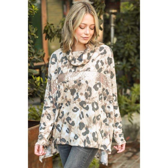 Leopard and Sequin Hi-Low Top - Picture 3 of 9